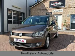 Braun Gebraucht 2012 VW Touran Match Van / Kleinbus | 11.499 € (Teuer)