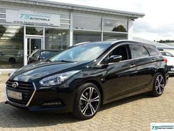 Schwarz Gebraucht 2015 Hyundai i40 Trend Kombi | 14.190 € (Fairer Preis)