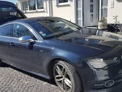 Blau metallic Gebraucht 2016 Audi S7 Sportback Kleinwagen | 34.500 € (Etwas zu teuer)