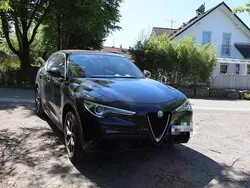 Schwarz Gebraucht 2019 Alfa Romeo Stelvio Super SUV | 26.000 € (Fairer Preis)
