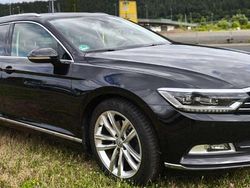 Schwarz Gebraucht 2015 VW Passat Highline Kombi | 15.300 € (Fairer Preis)