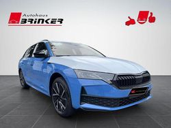 Blau Neu 2025 Skoda Octavia SportLine Kombi | 42.940 € (Teuer)