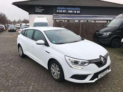 Weiß Gebraucht 2017 Renault Mégane GrandTour Life Kombi | 7.999 € (Fairer Preis)