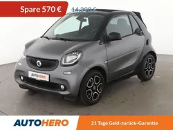 Grau Gebraucht 2018 Smart ForTwo Cabrio Basis Cabrio | 13.720 € (Fairer Preis)