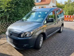 Grau Gebraucht 2011 VW Caddy Van / Kleinbus | 7.500 € (Etwas zu teuer)