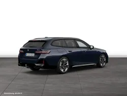 Gebraucht 2025 BMW 520 Comfort Edition Kombi | 57.466 € (Fairer Preis)