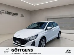 Weiß Neu 2025 Hyundai i20 Select Limousine | 19.790 € (Fairer Preis)