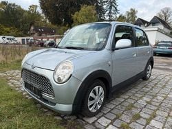 Silber Gebraucht 2009 Daihatsu Trevis Kleinwagen | 1.999 € (Fairer Preis)