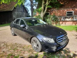 Schwarz Gebraucht 2019 Mercedes E200 Avantgarde Limousine | 14.800 € (Fairer Preis)