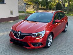 Rot Gebraucht 2017 Renault Mégane GrandTour Bose Edition Kombi | 10.900 € (Guter Preis)