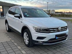 Weiß Gebraucht 2017 VW Tiguan Allspace Highline SUV | 25.800 € (Fairer Preis)
