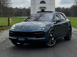 Blau Gebraucht 2019 Porsche Cayenne Turbo SUV | 65.900 €
