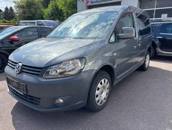 Grau Gebraucht 2011 VW Caddy Van / Kleinbus | 4.690 € (Guter Preis)