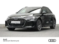 Schwarz Neu 2025 Audi RS3 Sportback Sport Kleinwagen | 72.450 €