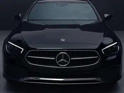 Schwarz Gebraucht 2022 Mercedes E220 Avantgarde Kombi | 31.500 € (Superpreis)