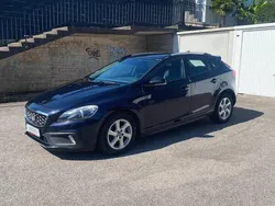 Blau Gebraucht 2016 Volvo V40 CC Kombi | 9.500 € (Guter Preis)