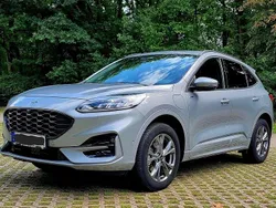 Grau Gebraucht 2022 Ford Kuga ST-Line SUV | 21.900 € (Superpreis)