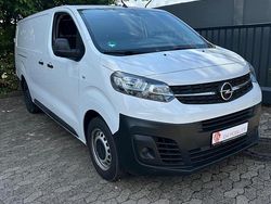 Weiß Gebraucht 2024 Opel Vivaro Van / Kleinbus | 25.000 €