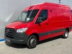 3589 lackfarbe jupiterrot mb35 Gebraucht 2020 Mercedes Sprinter Van | 29.999 € (Guter Preis)