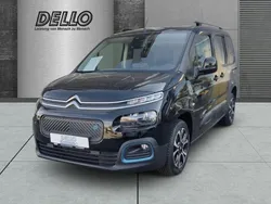 Schwarz Gebraucht 2023 Citroën e-Berlingo Shine Van / Kleinbus | 24.980 € (Fairer Preis)