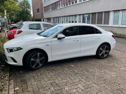 Weiß Gebraucht 2020 Mercedes E250 Limousine | 27.000 €