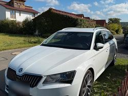 Weiß Gebraucht 2017 Skoda Superb LAURIN & KLEMENT Kombi | 18.500 € (Fairer Preis)