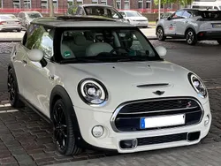 Weiß Gebraucht 2014 Mini Cooper S Kleinwagen | 16.850 € (Etwas zu teuer)