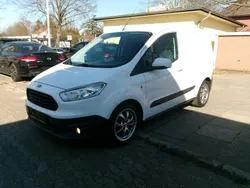 Frostweiß Gebraucht 2016 Ford Courier Trend Van / Kleinbus | 7.450 € (Superpreis)