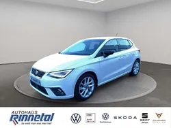 Weiß Gebraucht 2023 Seat Ibiza FR Kleinwagen | 17.280 € (Fairer Preis)