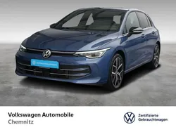 Anemonenblau metallic Gebraucht 2024 VW Golf VIII Edition Limousine | 32.850 € (Fairer Preis)