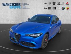 Blauschwarz Gebraucht 2024 Alfa Romeo Giulia Quadrifoglio Limousine | 74.950 € (Etwas zu teuer)