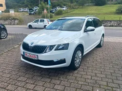 Weiß Gebraucht 2019 Skoda Octavia Kombi | 14.590 € (Fairer Preis)