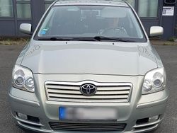 Gebraucht 2003 Toyota Avensis Limousine | 3.850 € (Etwas zu teuer)