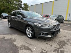Grau Gebraucht 2011 Ford Mondeo Titanium Limousine | 11.499 € (Teuer)