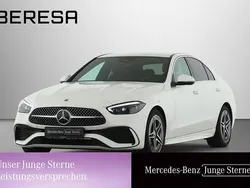 Weiß Gebraucht 2024 Mercedes C200 AMG Limousine | 44.885 € (Etwas zu teuer)