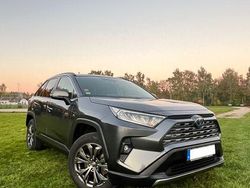 Grau Gebraucht 2022 Toyota RAV4 Team SUV | 34.990 € (Etwas zu teuer)