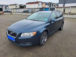 Blau Gebraucht 2008 Volvo V70 Summum Kombi | 7.300 €
