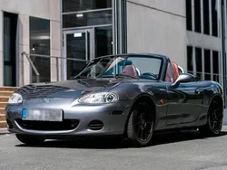 Grau Gebraucht 2002 Mazda MX5 Cabrio | 8.495 € (Etwas zu teuer)