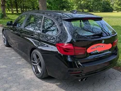 Schwarz Gebraucht 2018 BMW 320 Advantage Kombi | 18.500 € (Guter Preis)