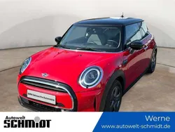Chili red uni Gebraucht 2023 Mini Cooper Classic Kleinwagen | 24.690 € (Teuer)