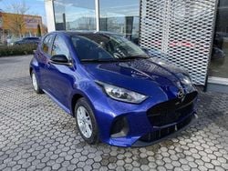 Glass blue Gebraucht 2025 Mazda 2 Center-Line Kleinwagen | 22.190 € (Guter Preis)