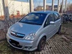 Silber Gebraucht 2006 Opel Meriva Van / Kleinbus | 600 € (Superpreis)