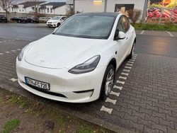 Weiß Gebraucht 2022 Tesla Model Y Performance SUV | 38.999 € (Etwas zu teuer)