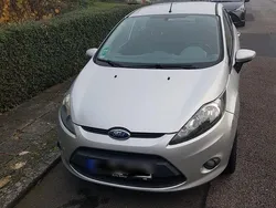 Silber Gebraucht 2010 Ford Fiesta Ambiente Kleinwagen | 2.290 € (Guter Preis)