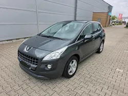 Grau Gebraucht 2011 Peugeot 3008 SUV | 3.750 € (Superpreis)
