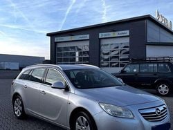 Silber Gebraucht 2010 Opel Insignia Sport Kombi | 4.200 € (Fairer Preis)