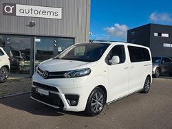 Weiß Gebraucht 2021 Toyota Proace Verso Team Kombi | 30.999 € (Fairer Preis)