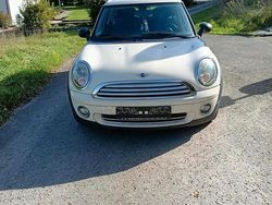 Beige Gebraucht 2009 Mini Clubman Kombi | 3.990 € (Fairer Preis)