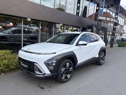 Atlas white Gebraucht 2025 Hyundai Kona Prime SUV | 31.690 € (Superpreis)