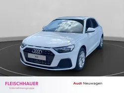 Weiss Neu 2025 Audi A1 Sportback Advanced Kleinwagen | 25.990 € (Guter Preis)